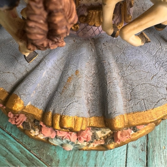 Vintage Carlton Cards Horses Carousel Not Musical Not Working - Picture 9 of 16